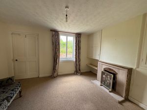 Sitting room- click for photo gallery